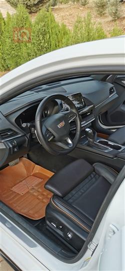 کادیلاک CT4